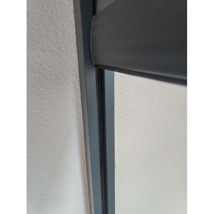 Pergola Angie bioclimatica 3x4 m 2 tende e illuminazione LED