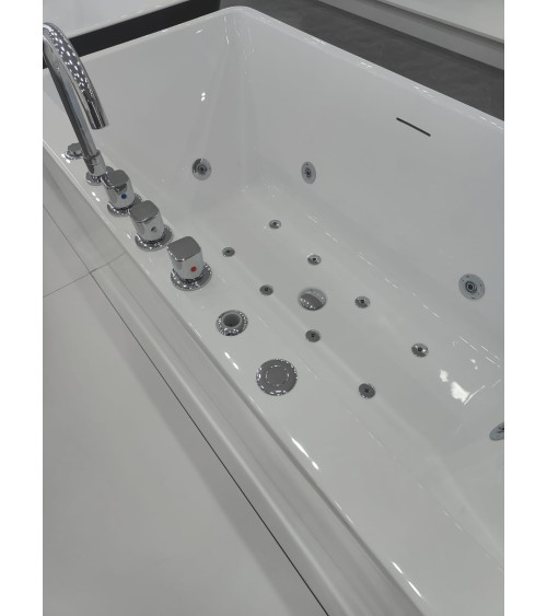 Vrijstaand bubbelbad Bornéo 150 x 75 x 58 cm