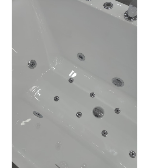 Banheira Ilhota de Hidromassagem Bornéo 150/170 x 75/80 x 58 cm