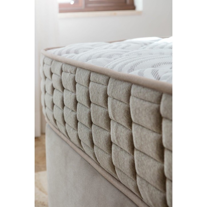 Matelas orthopédique à ressorts ensachés SELENE en plusieurs dimensions