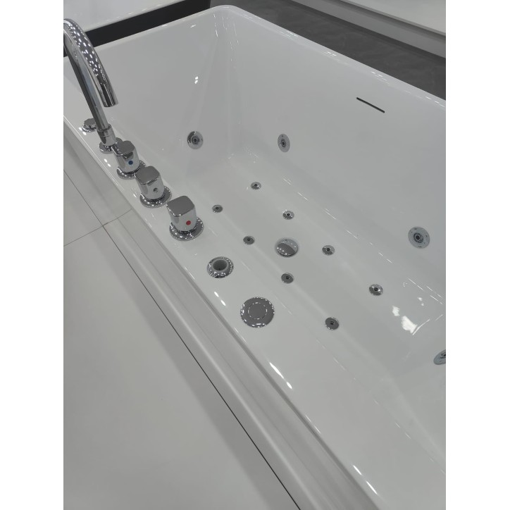 Baignoire Îlot Balnéo Bornéo 150 x 75 x 58 cm