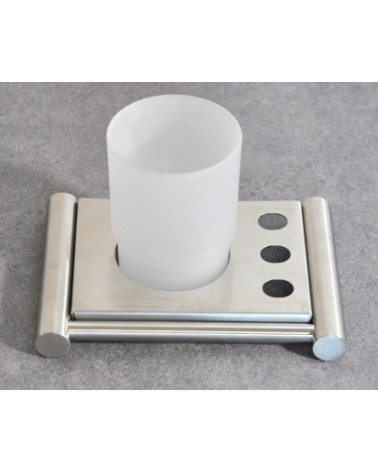 Tumbler en borstelhouder Fagersta- badkameraccessoires 