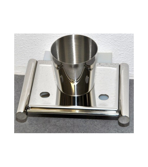 Flen tumbler and brush holder - Kylpyhuonetarvikkeet - Designhuonekalut - Kylpyhuone - Kylpyhuonekalusteet