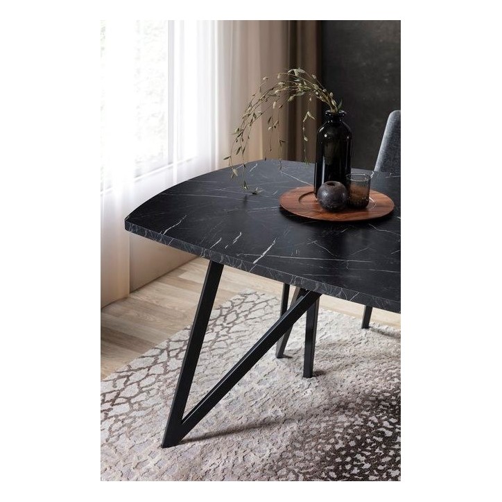 Salle à manger COOL bois, noir et effet marbre Salle à manger COOL bois, noir et effet marbre