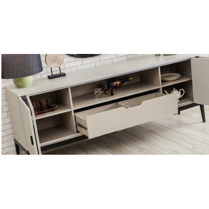 Salle à manger MARE noir et crème Salle à manger MARE noir et crème