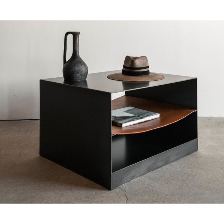 Tavolino SMART in metallo nero e pelle 72 cm