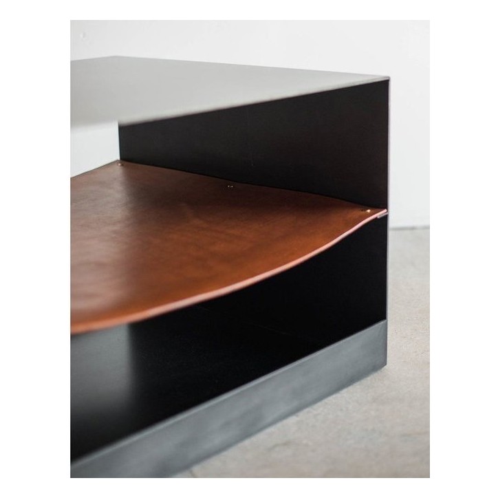 Mesa de apoyo SMART en metal negro y cuero 72 cm