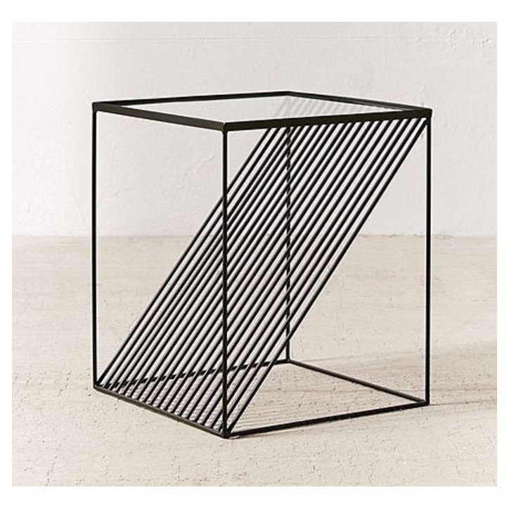 Table d'appoint METALLICA en métal noir et verre 45 cm Table d'appoint METALLICA en métal noir et verre 45 cm