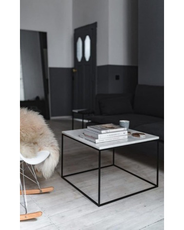 Mesa de centro quadrada em mármore branco
