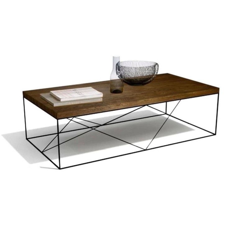 Houten en metalen salontafel 40 x 60 cm Houten en metalen salontafel 40 x 60 cm